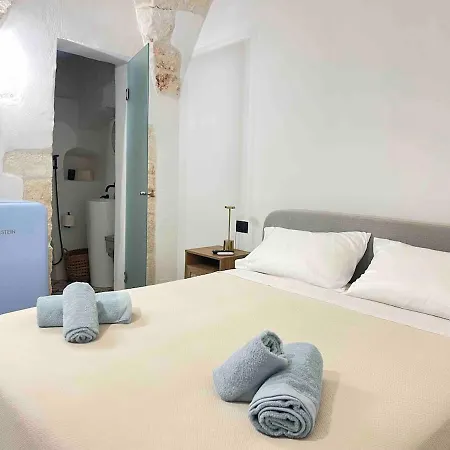 Lägenhet Luxe With Jacuzzi, Center Ostuni